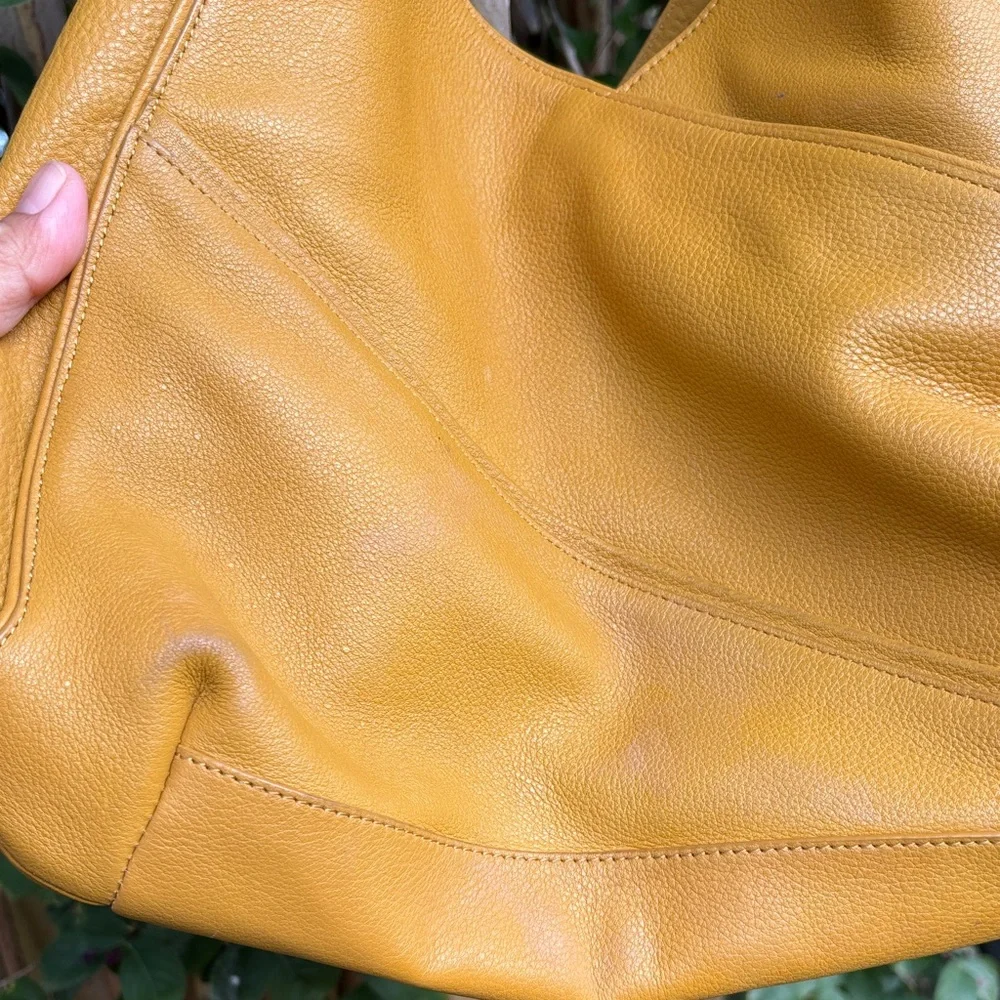 Tre Vero Mustard Leather Hobo Bag